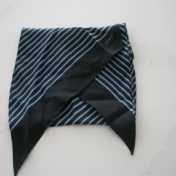 Blue and Black Striped Scarf - Picture 6 of 6